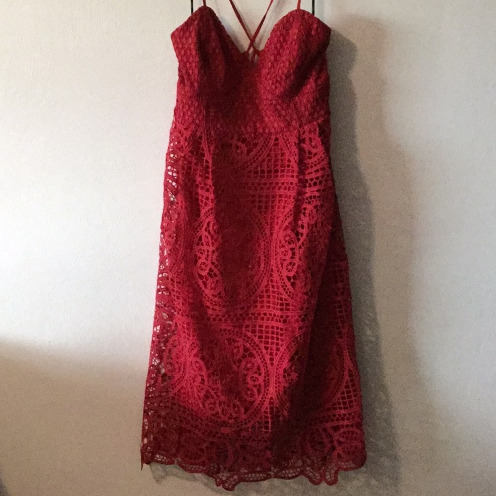 Lulu's Maroon Lace-up back Midi Dress XL